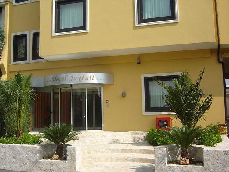 נאפולי Hotel Joyfull מראה חיצוני תמונה