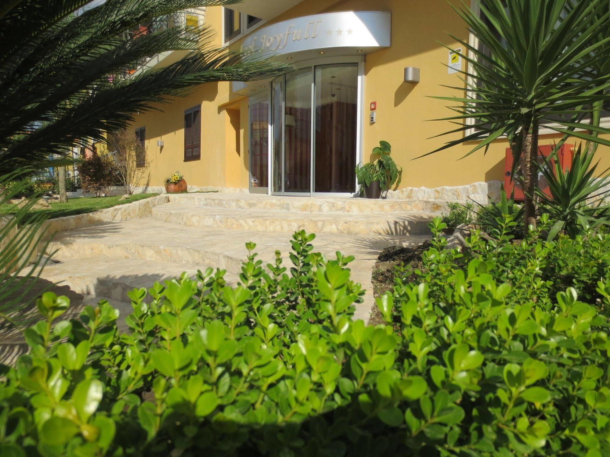 נאפולי Hotel Joyfull מראה חיצוני תמונה