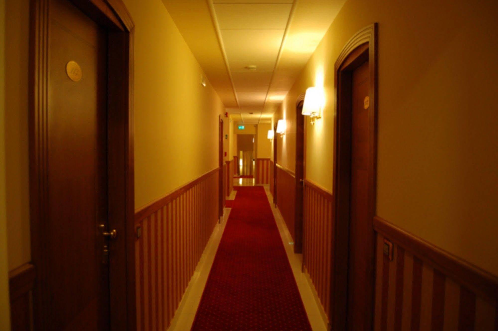 נאפולי Hotel Joyfull מראה פנימי תמונה